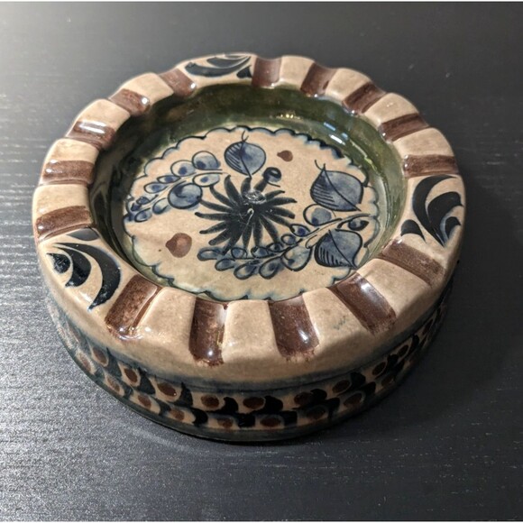 Large Tonala Mexican Pottery Ashtray Signed Hand Painted Brown Blue 6'' - Picture 1 of 8
